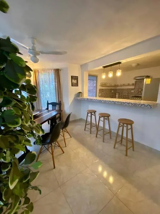 Cozy 3B2Br Centric Location Pool Wifi Van Rental Cancún 0*,  Mexiko